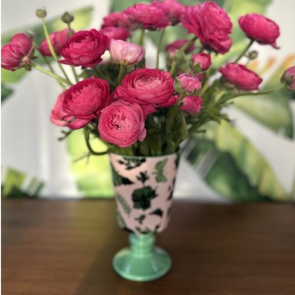 Papillon Vase - Picture 7 of 8